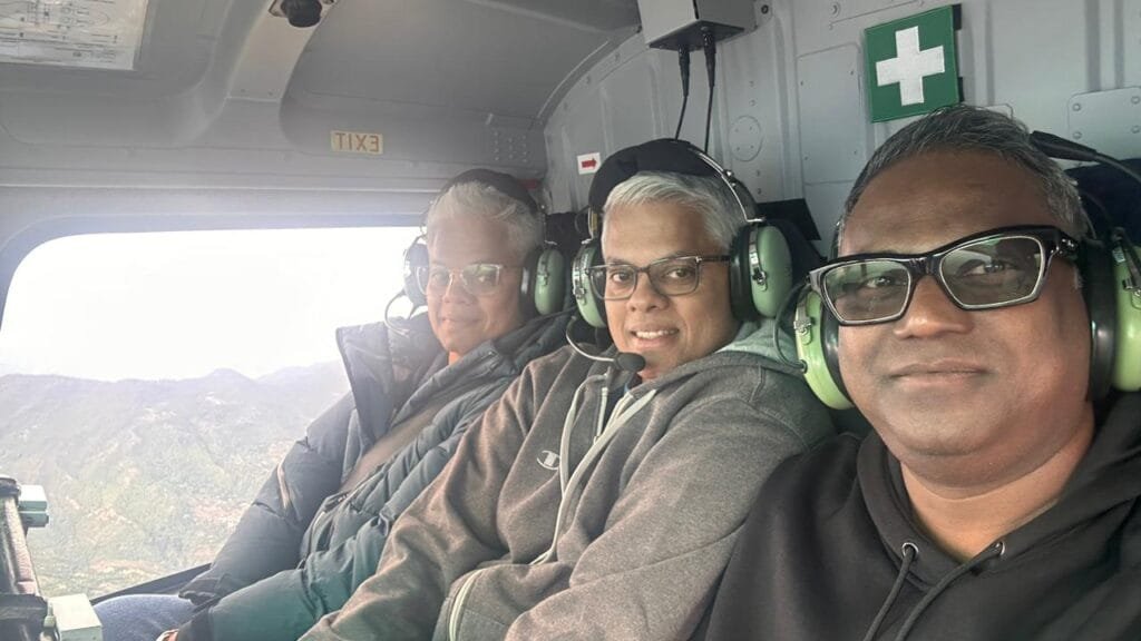 Guest experience of Kedarnath & Badrinath by helicopter tour