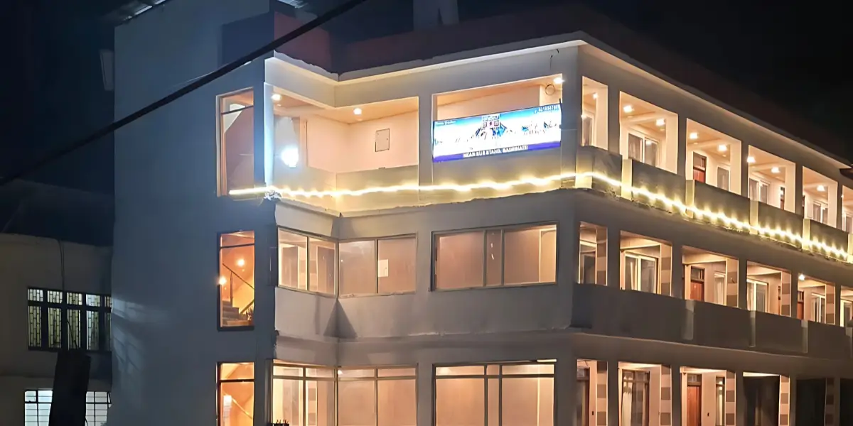 Hotel Om Radhey