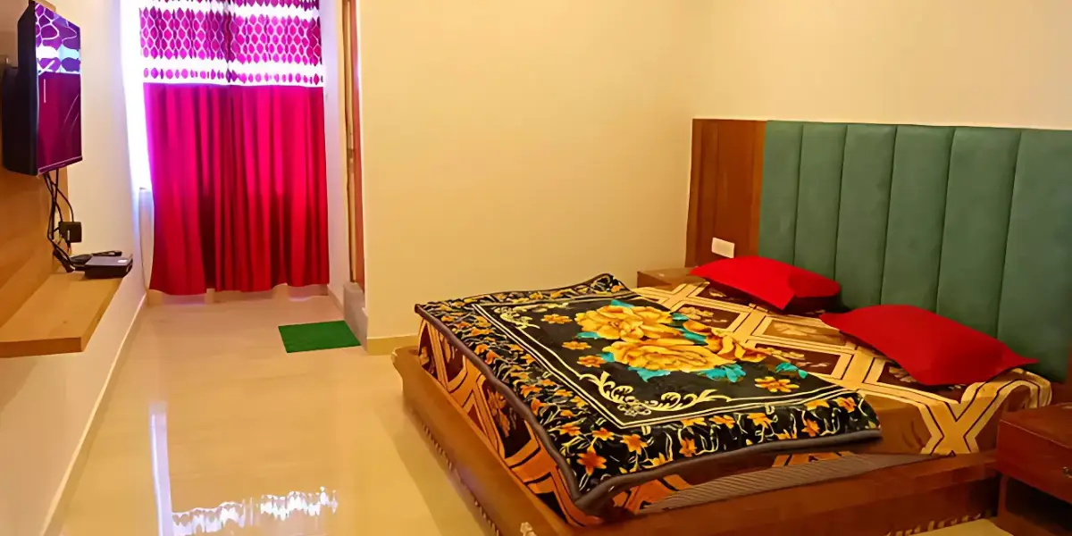 Hotel Maa Urvashi Badrinath