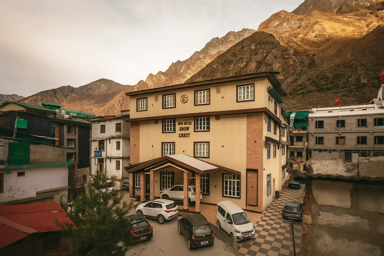 New Hotel Snow Crest